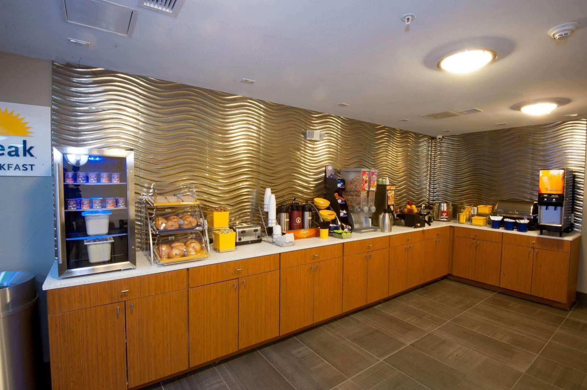 Arya Inn&Suites Farmers Branch Eksteriør bilde